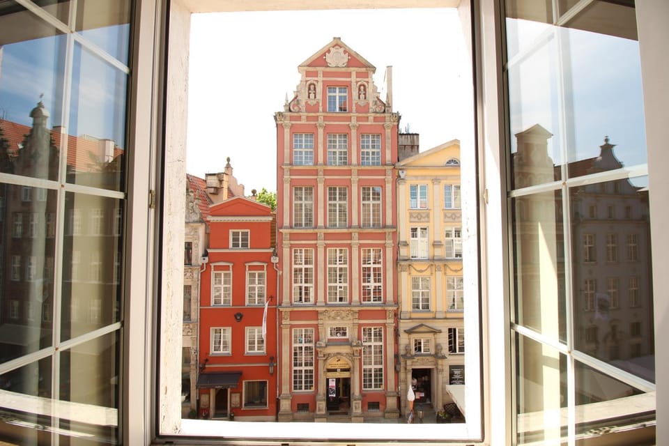 City view, Landmark view, Street view
