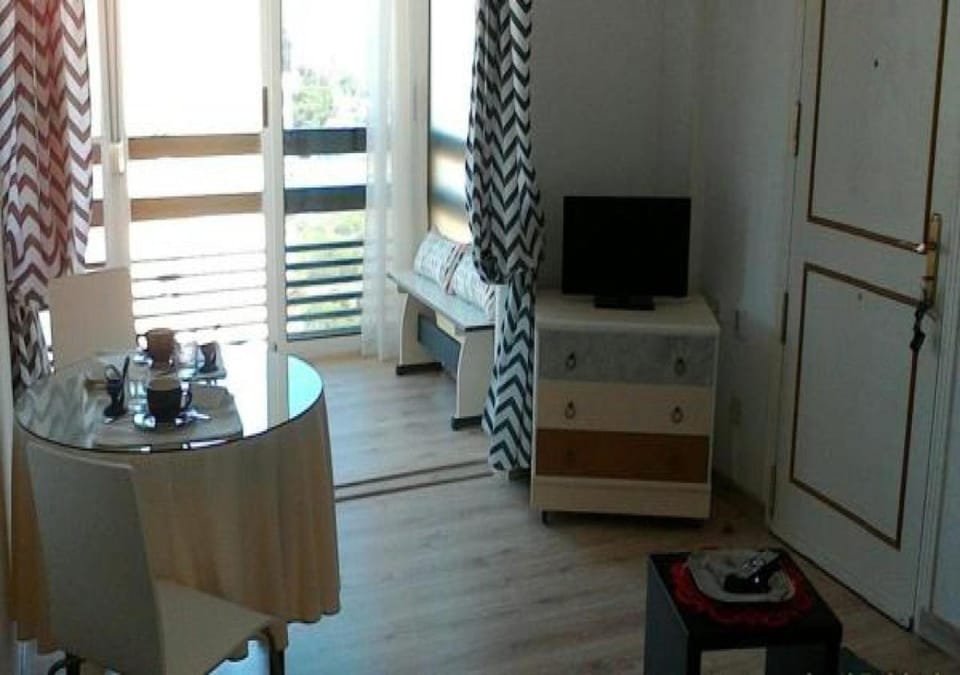 TV and multimedia, Dining area
