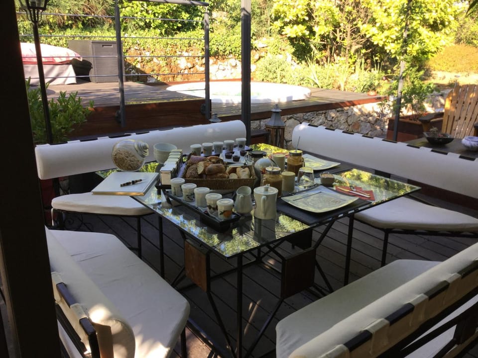Bulle d'amour Bed and Breakfast in French Riviera