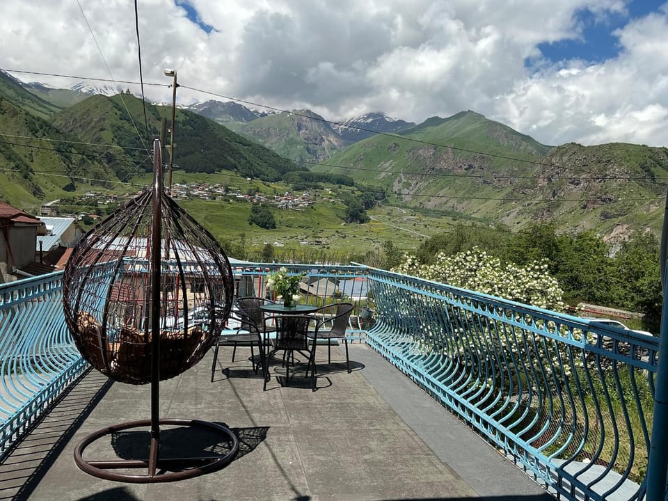 Blue Guesthouse Bed and Breakfast in Georgia