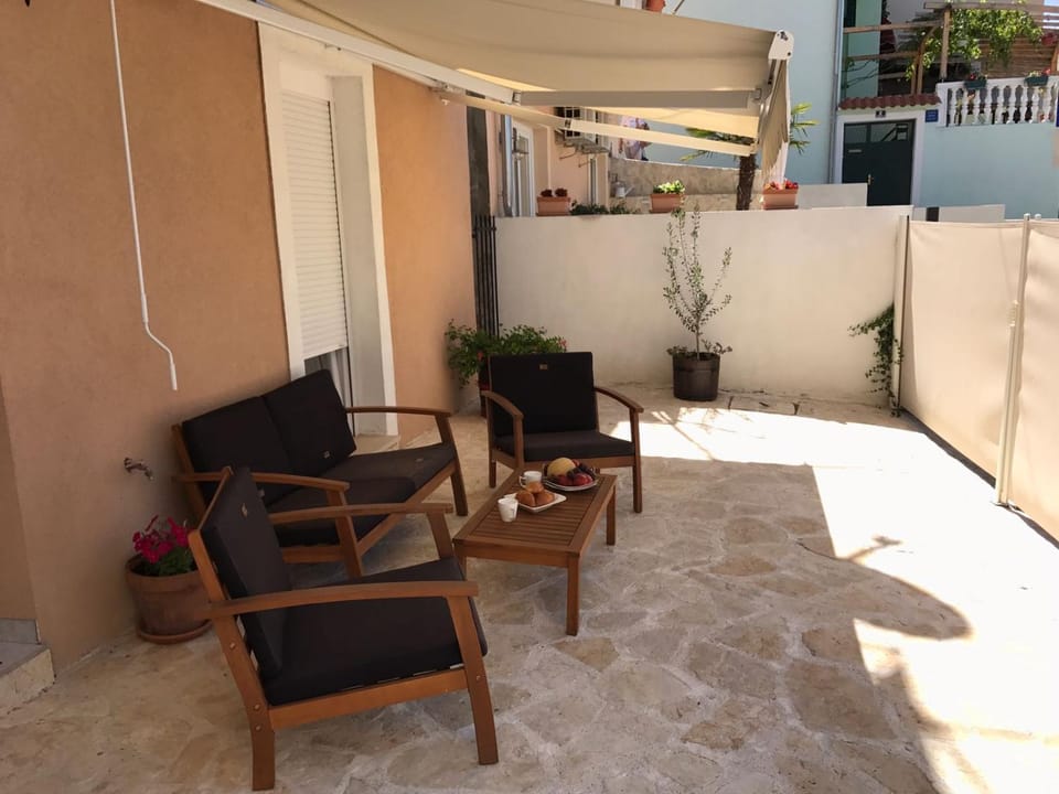 Apartment Bruno - parking included Apartment in Šibenik