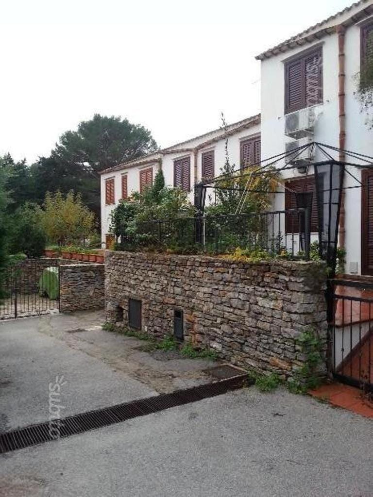 Neighbourhood