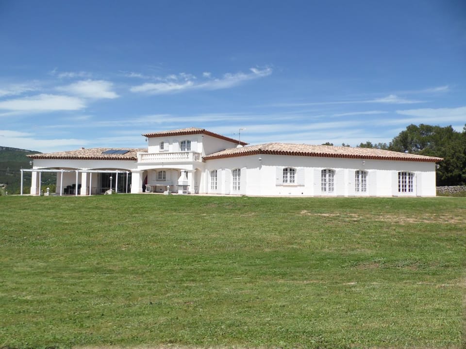 Property building, Garden, Garden view, Mountain view, Pool view