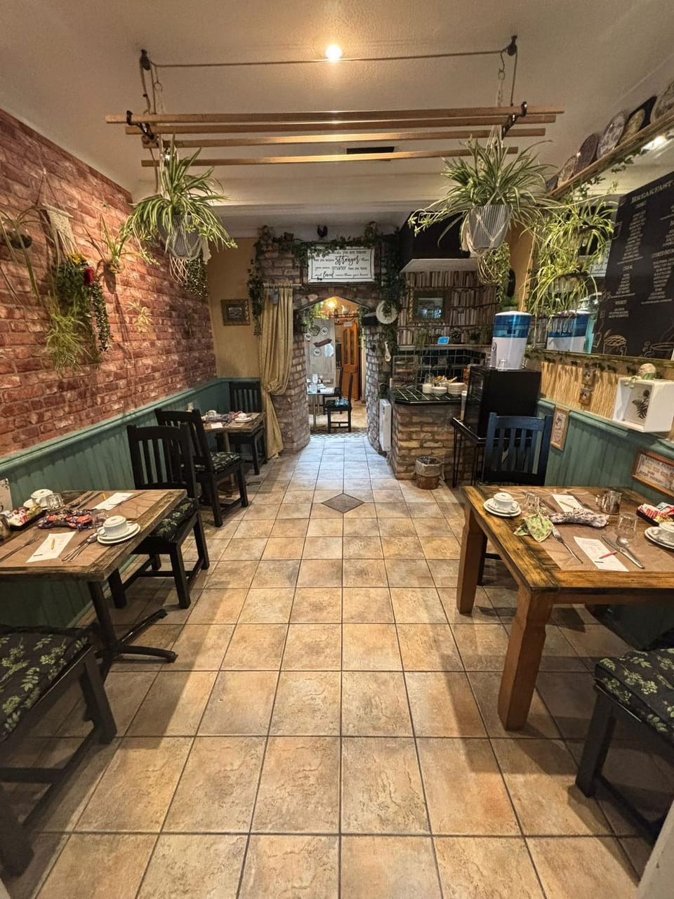 Restaurant/places to eat