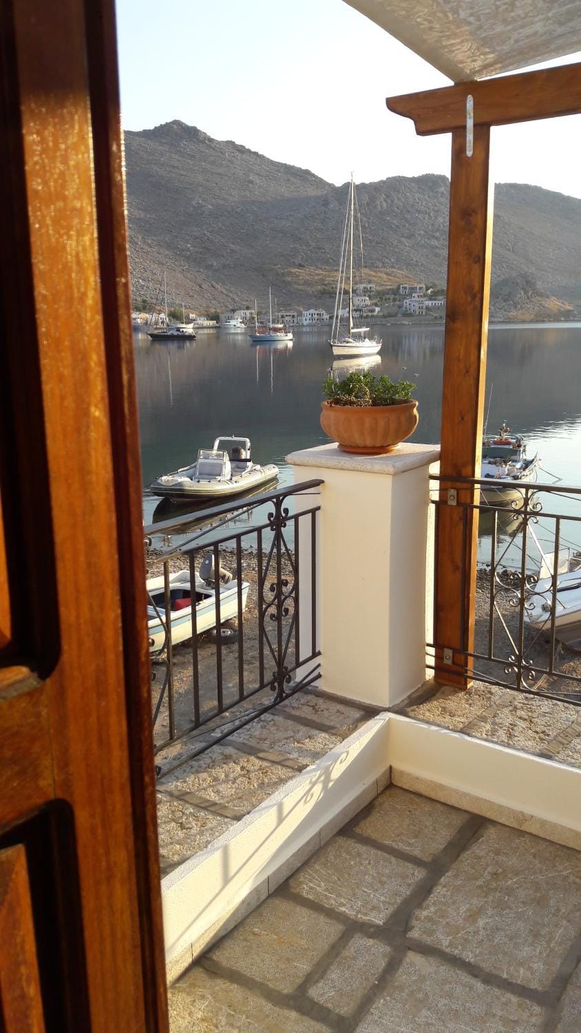 Property building, Balcony/Terrace, Sea view, Sunrise