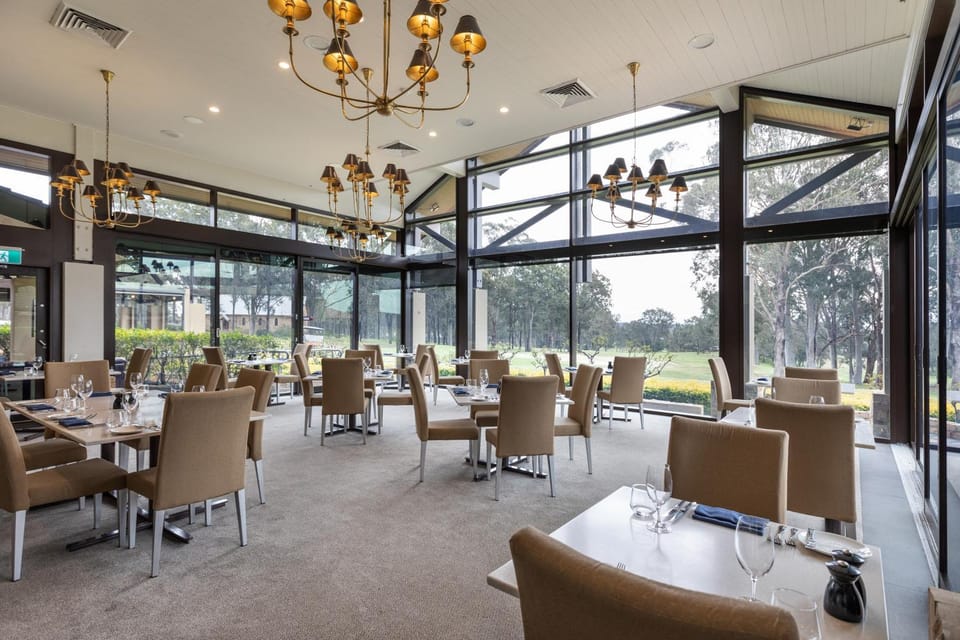 Restaurant/places to eat, Breakfast, Buffet breakfast, Dinner