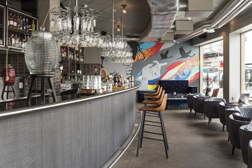 Lounge or bar, Food and drinks, Drinks, Alcoholic drinks, Non alcoholic drinks