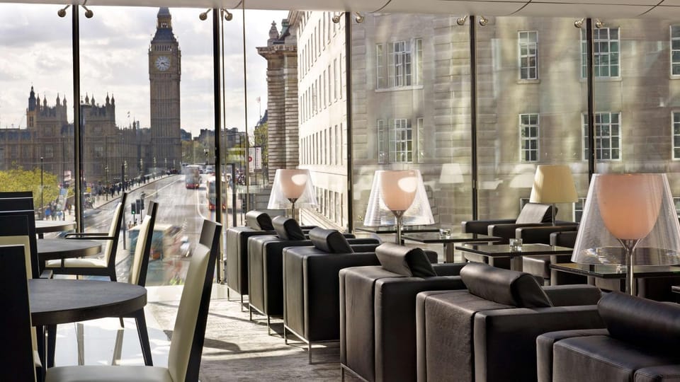 Lounge or bar