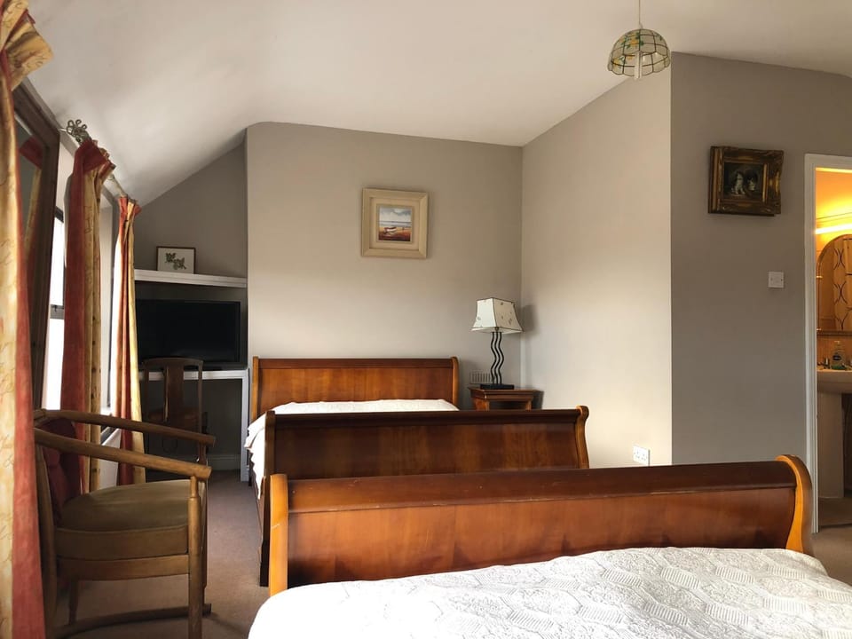 Harveys Guest House Bed and Breakfast in Dublin
