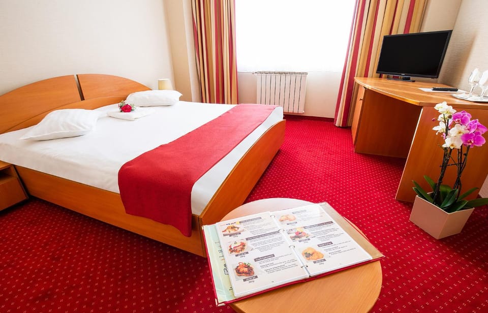 Bed, Photo of the whole room