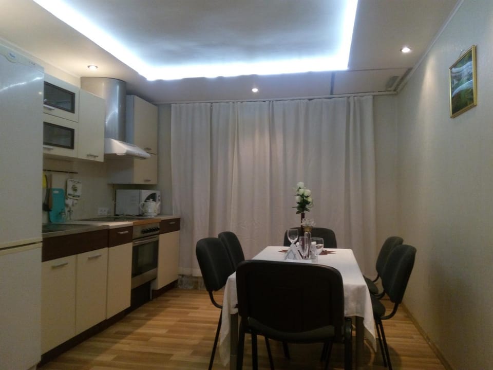 Kitchen or kitchenette, Photo of the whole room