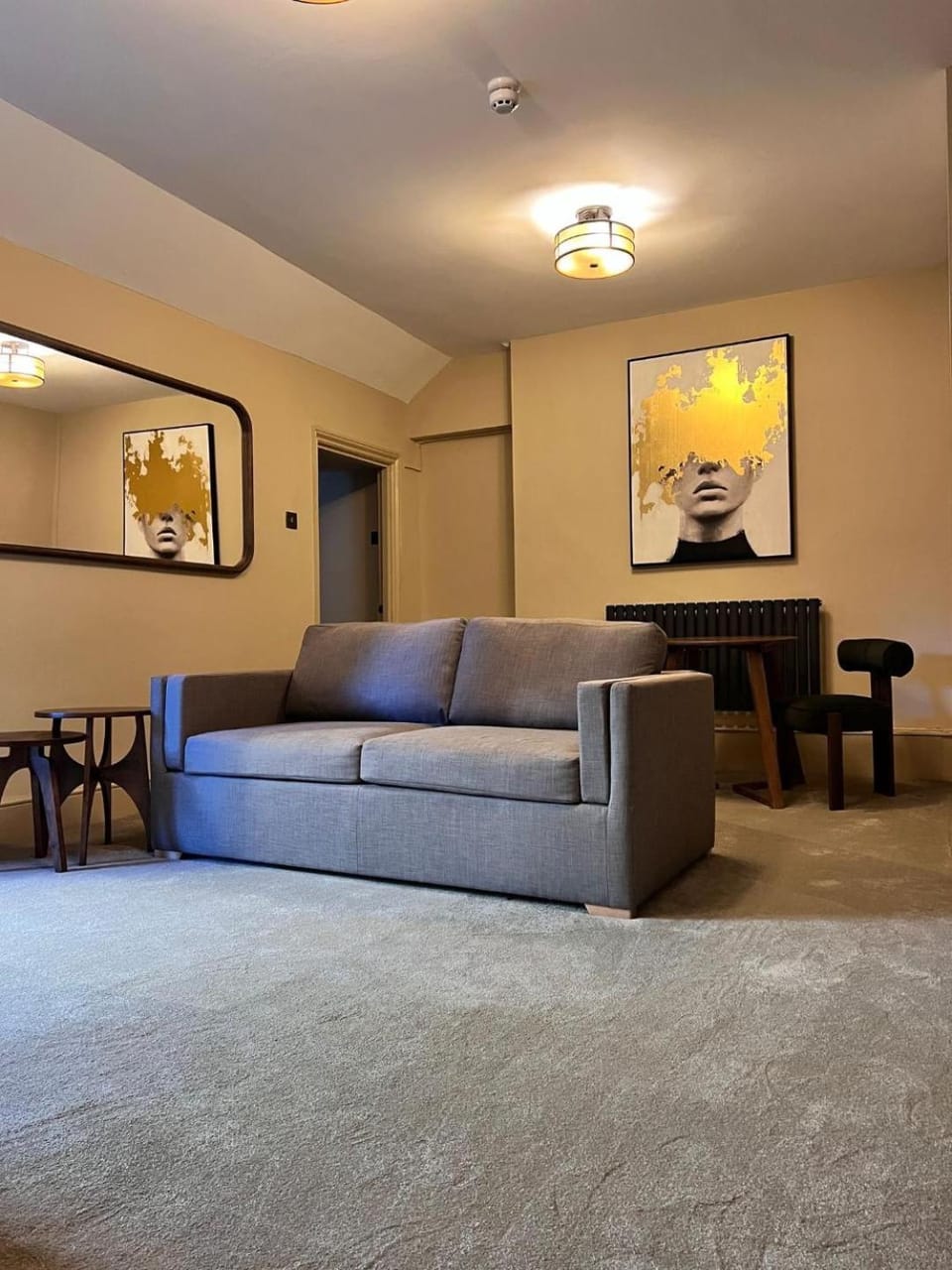 Seating area