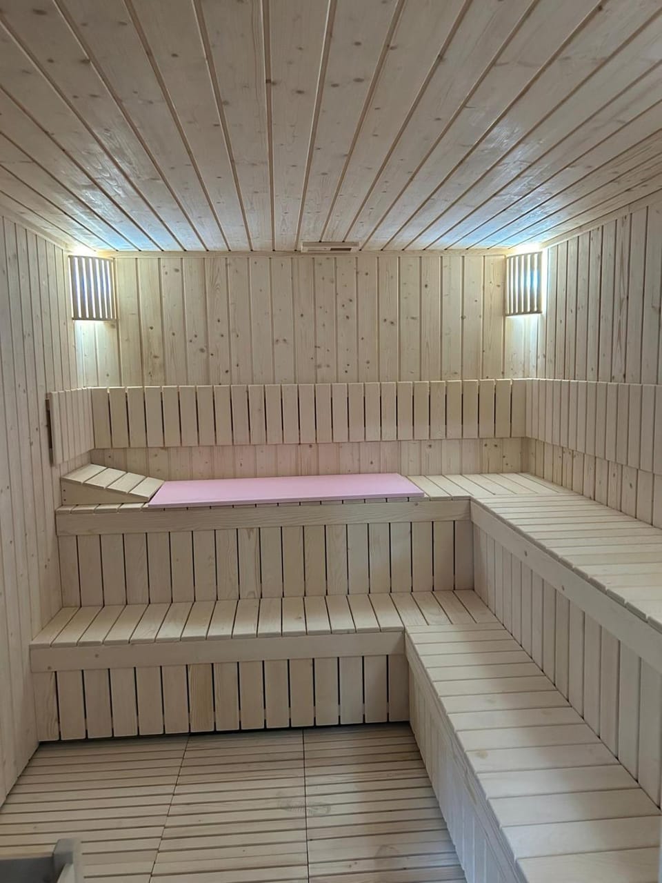 Sauna, Spa and wellness centre/facilities