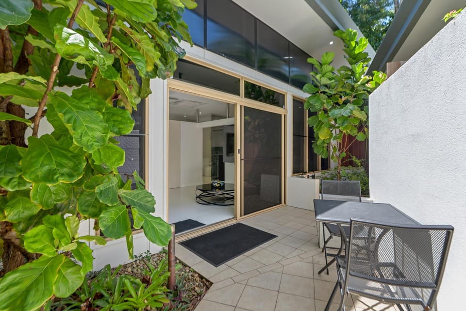 Patio, Garden, Garden view