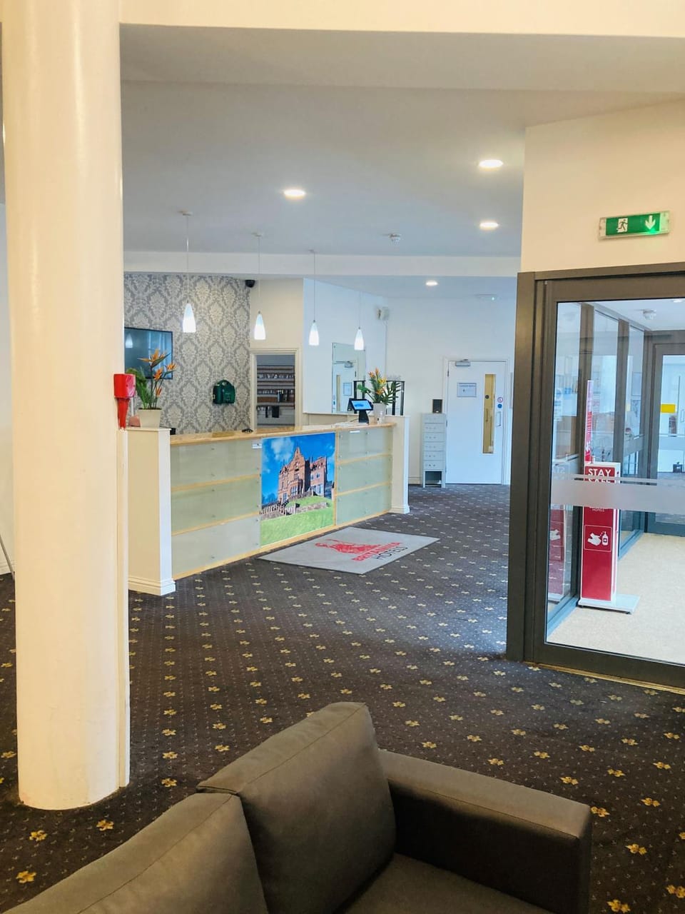 Property building, Facade/entrance, Lobby or reception