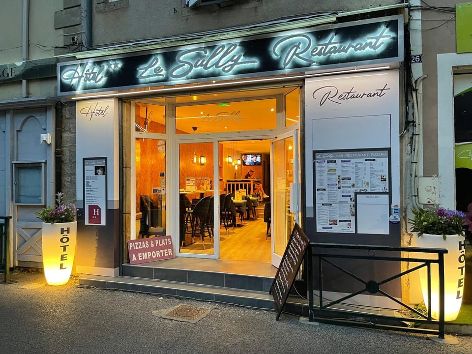 Property building, Restaurant/places to eat, Facade/entrance