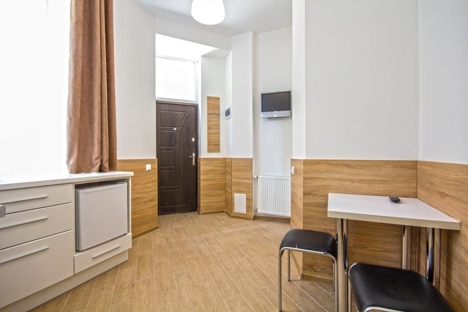 Невеликі Апартаменти біля Форуму з ремонтом за ДОСТУПНОЮ ЦІНОЮ Apartment in Lviv