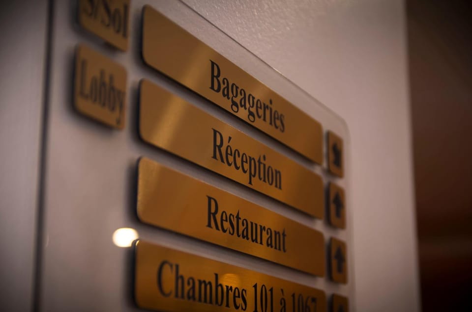 Logo/Certificate/Sign