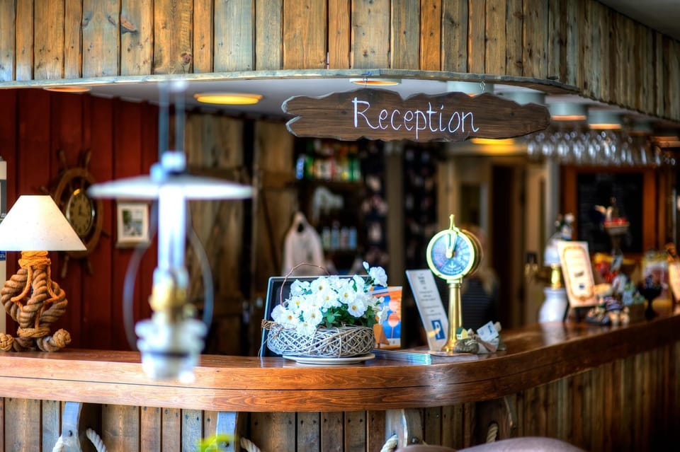 Lobby or reception, Lounge or bar