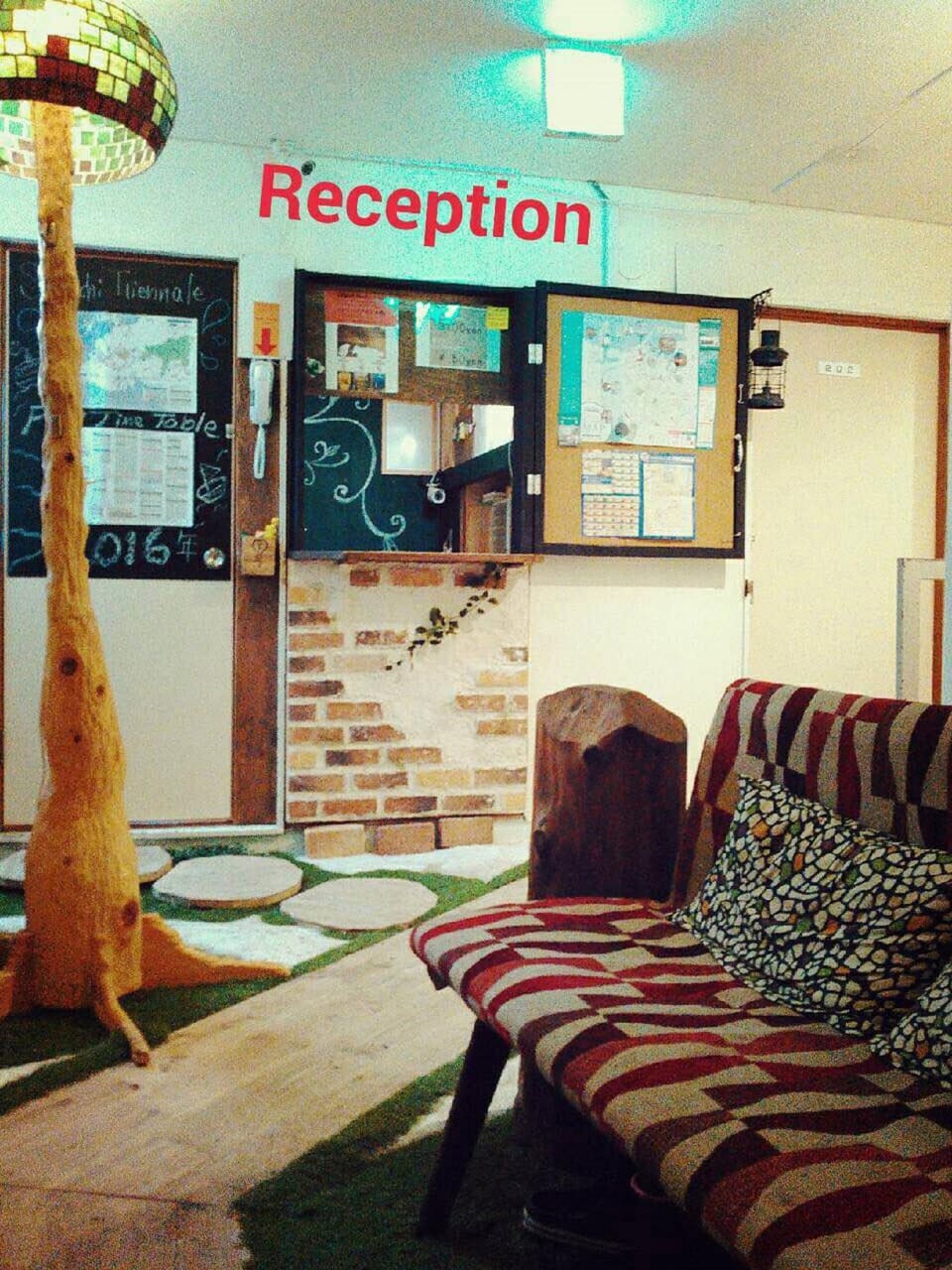 Lobby or reception, On site, Time of day
