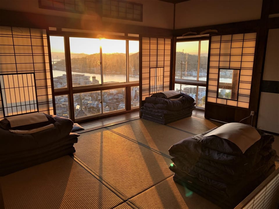 Property building, View (from property/room), View (from property/room), City view, City view, Landmark view, Landmark view, Sea view, Sea view, Sunrise