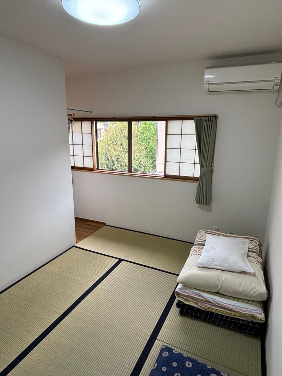Kanazawa Guesthouse Stella Bed and Breakfast in Kanazawa
