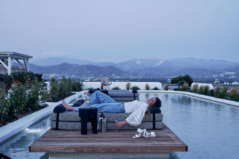 People, Lake view, Mountain view, Pool view, Sea view, Swimming pool