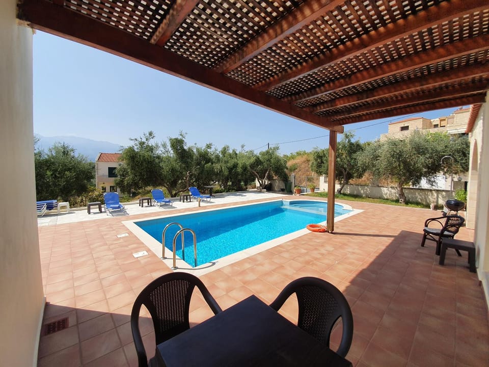 Seating area, Swimming pool