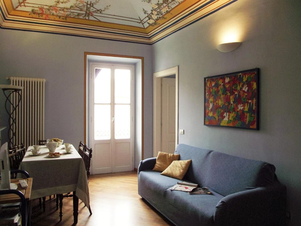 Casa Azzurro Pervinca by Holiday World Apartment in Finale Ligure