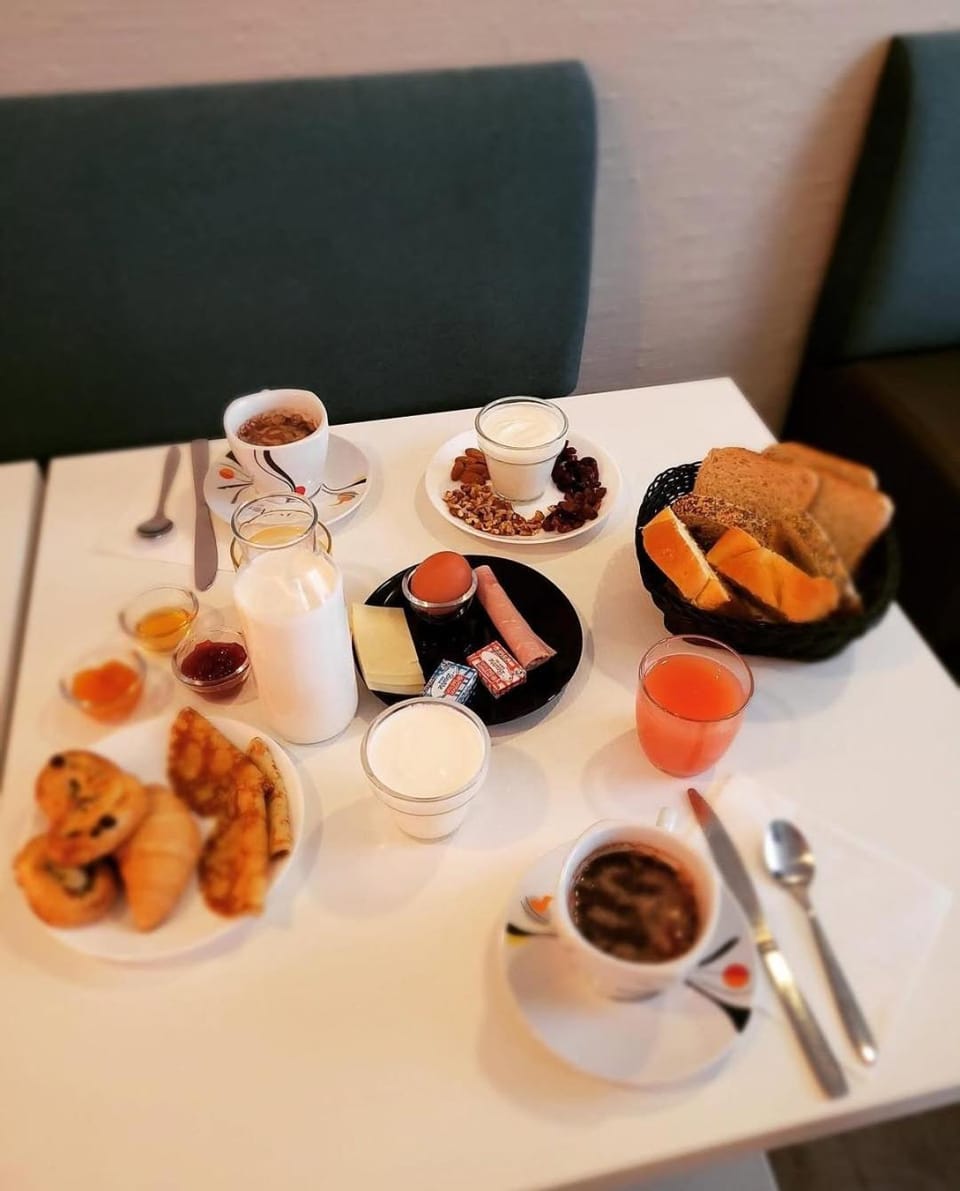 Breakfast