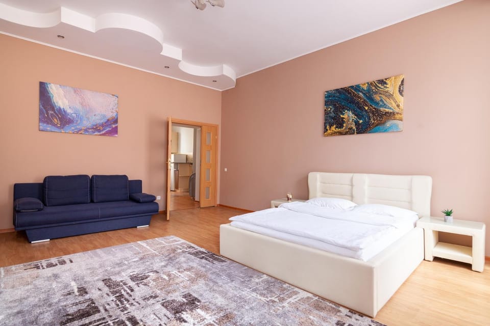 LEOGRAND Apartments Svobody 33 Apartment in Lviv