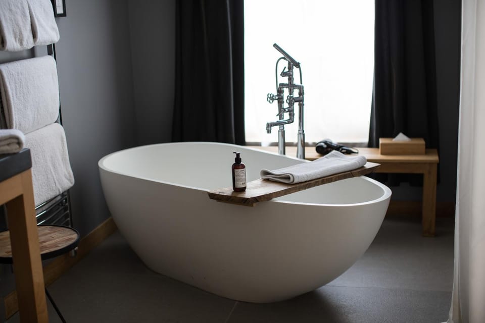 Bathroom, Bath