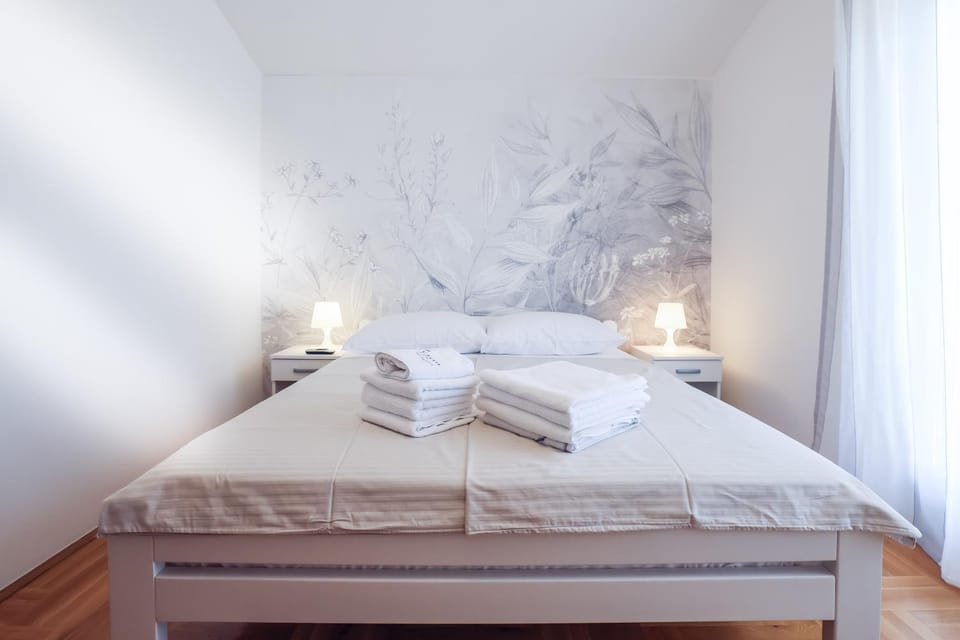 Filipovic Apartments with Pool Apartment in Biograd na Moru