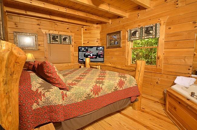#1850 Amazing Smoky Views Chalet in Sevier County