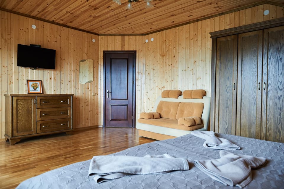 Seating area, Bedroom