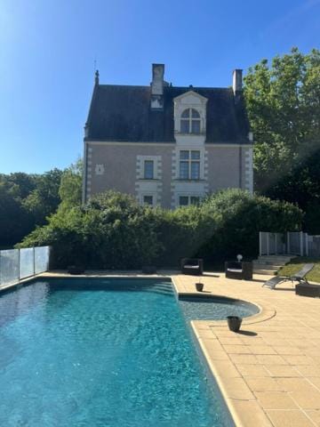 Château de la Menaudière Hotel in Centre-Val de Loire