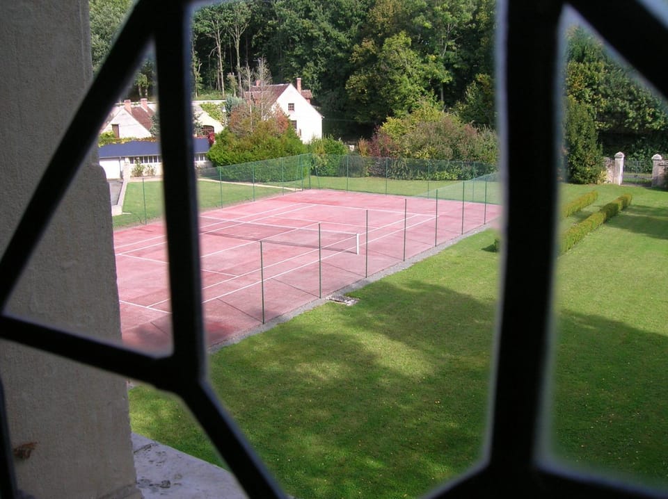 Tennis court