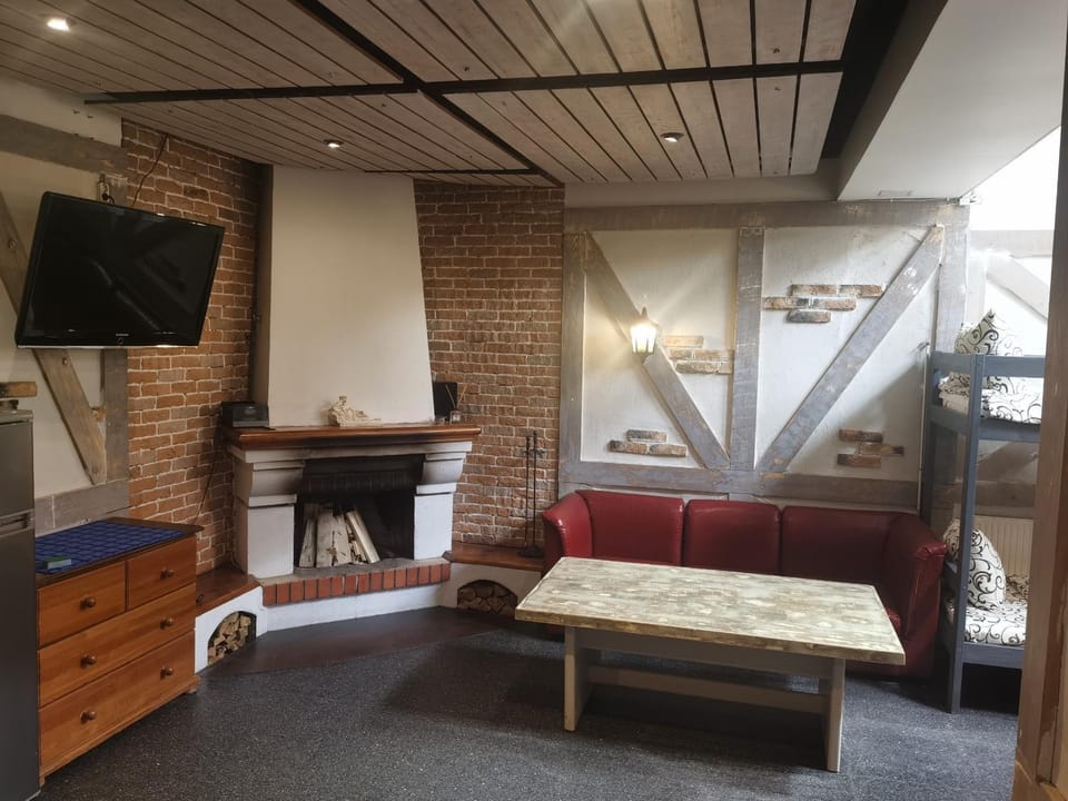 Communal lounge/ TV room, Sauna