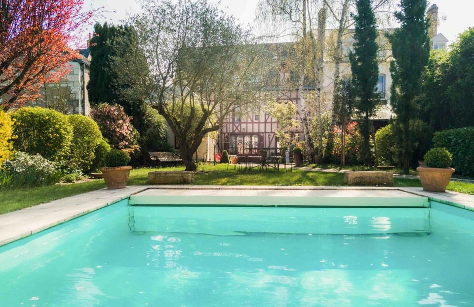 Spring, Day, Garden, Pool view