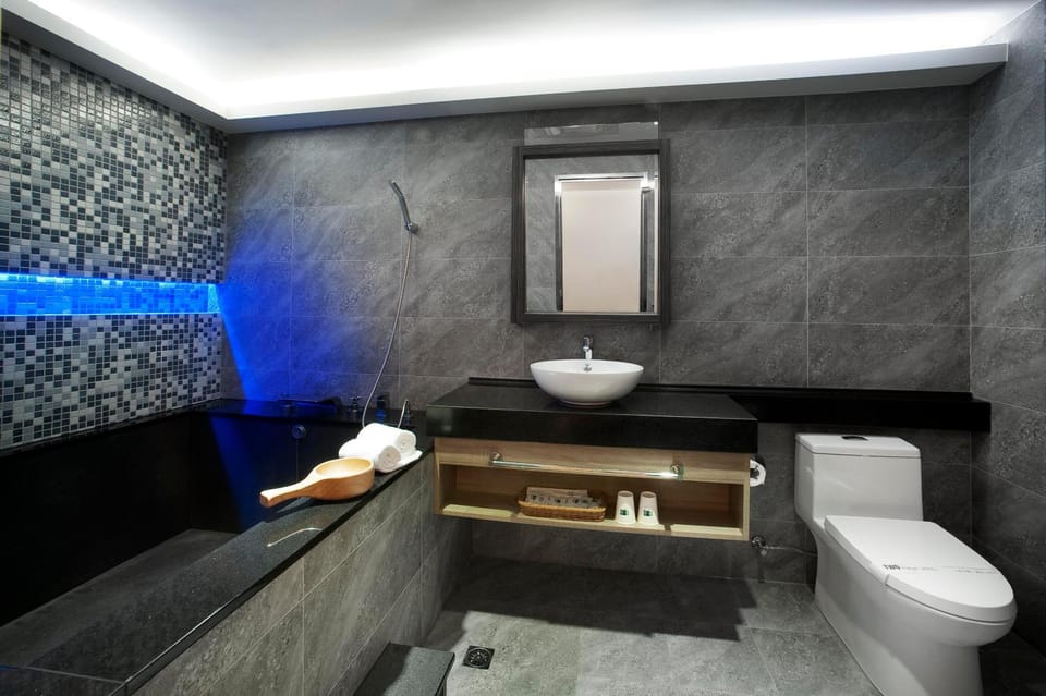 Toilet, Bathroom