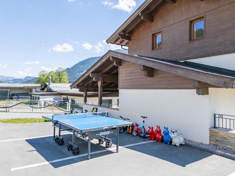 Children play ground, Table tennis
