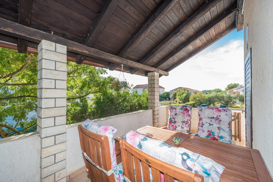 Apartment Hrala Apartment in Zadar County