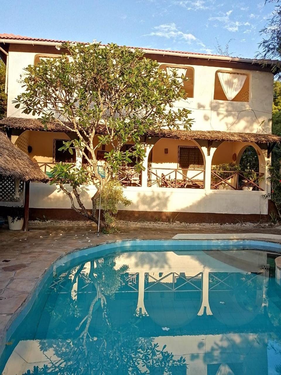 Sunset Villa's Tropical Garden House Villa in Kenya