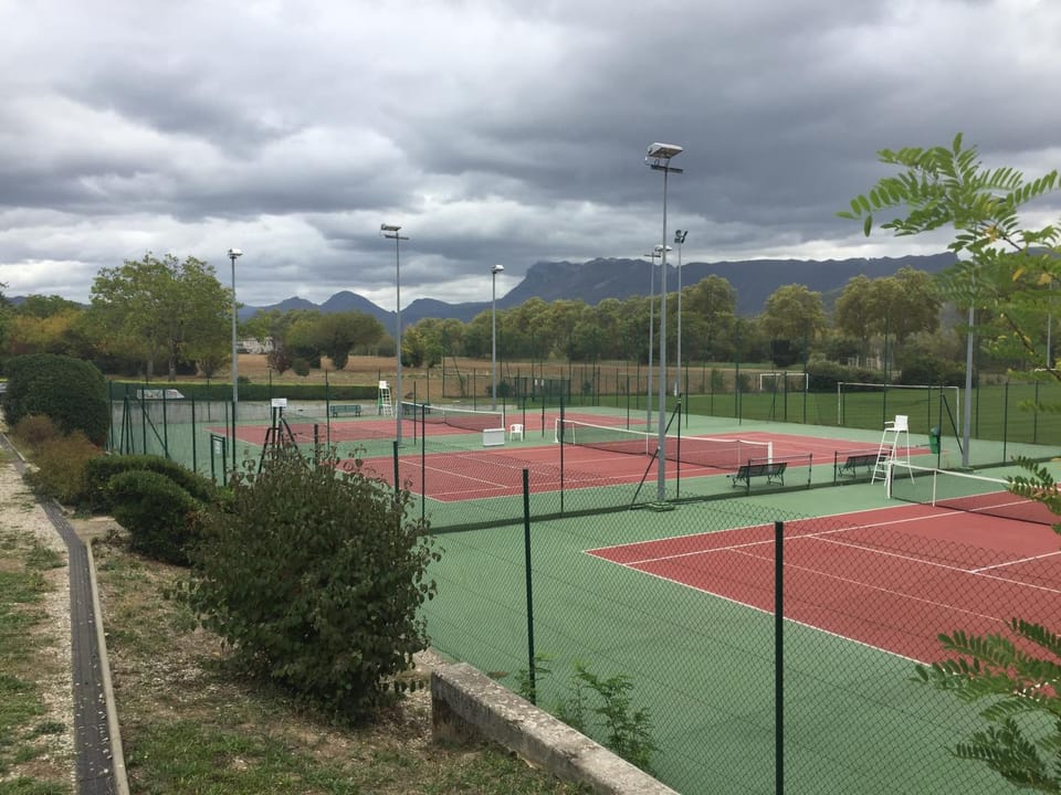 Tennis court