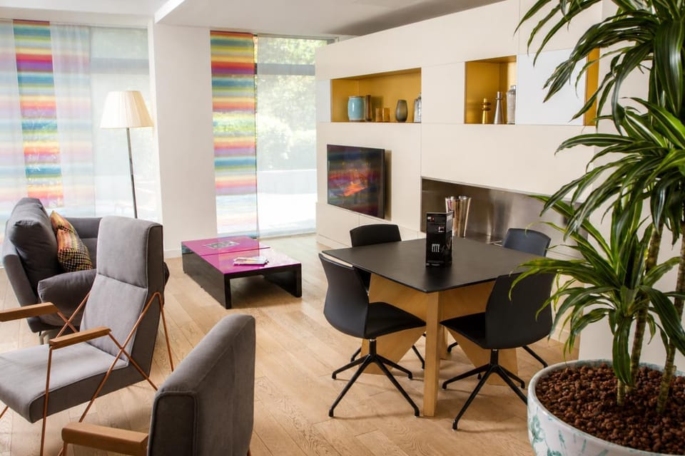 Lobby or reception, Seating area