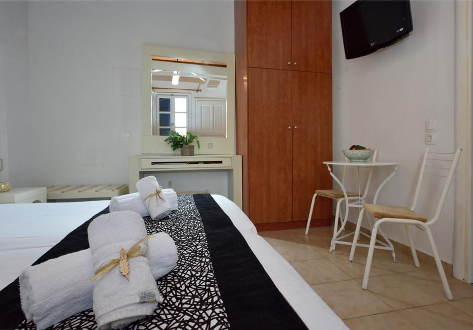 Adonis Rooms Apartment in Mykonos, Mikonos 846 00, Greece