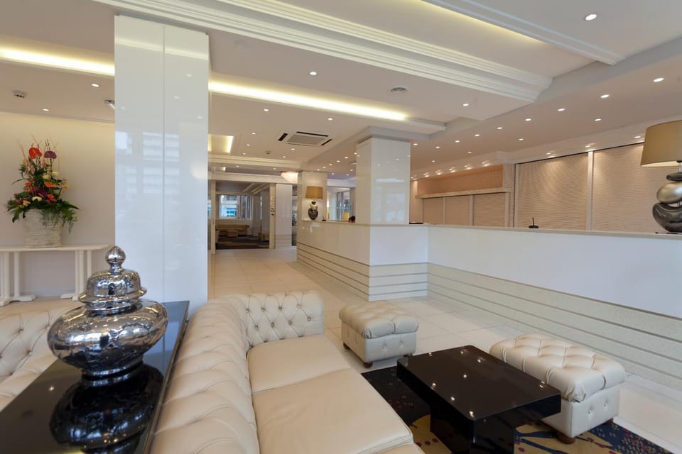Property building, Lobby or reception, air conditioner, air conditioner