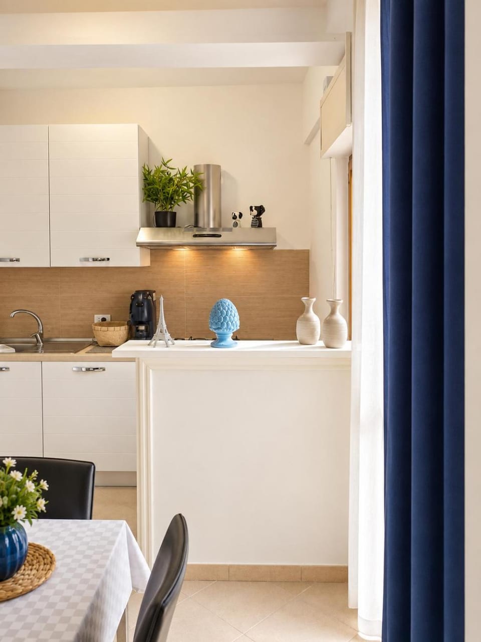 Kitchen or kitchenette, Communal kitchen, kitchen, kitchen