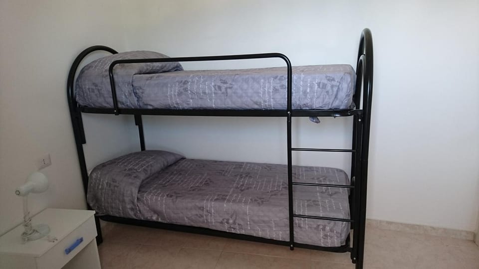 bunk bed