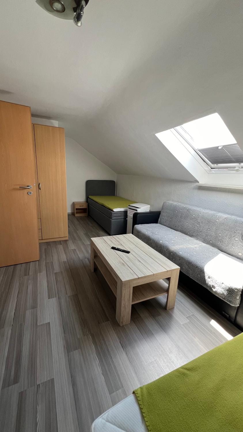Bed, Living room, Photo of the whole room, Seating area, wardrobe